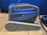 测试 Maytronics Dolphin M550：泳池的超级英雄！