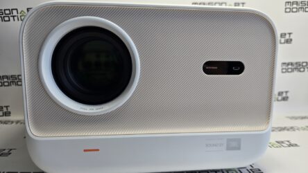 Test Yaber L2S : Le projecteur Full HD avec son JBL qui redéfinit l’entrée de gamme